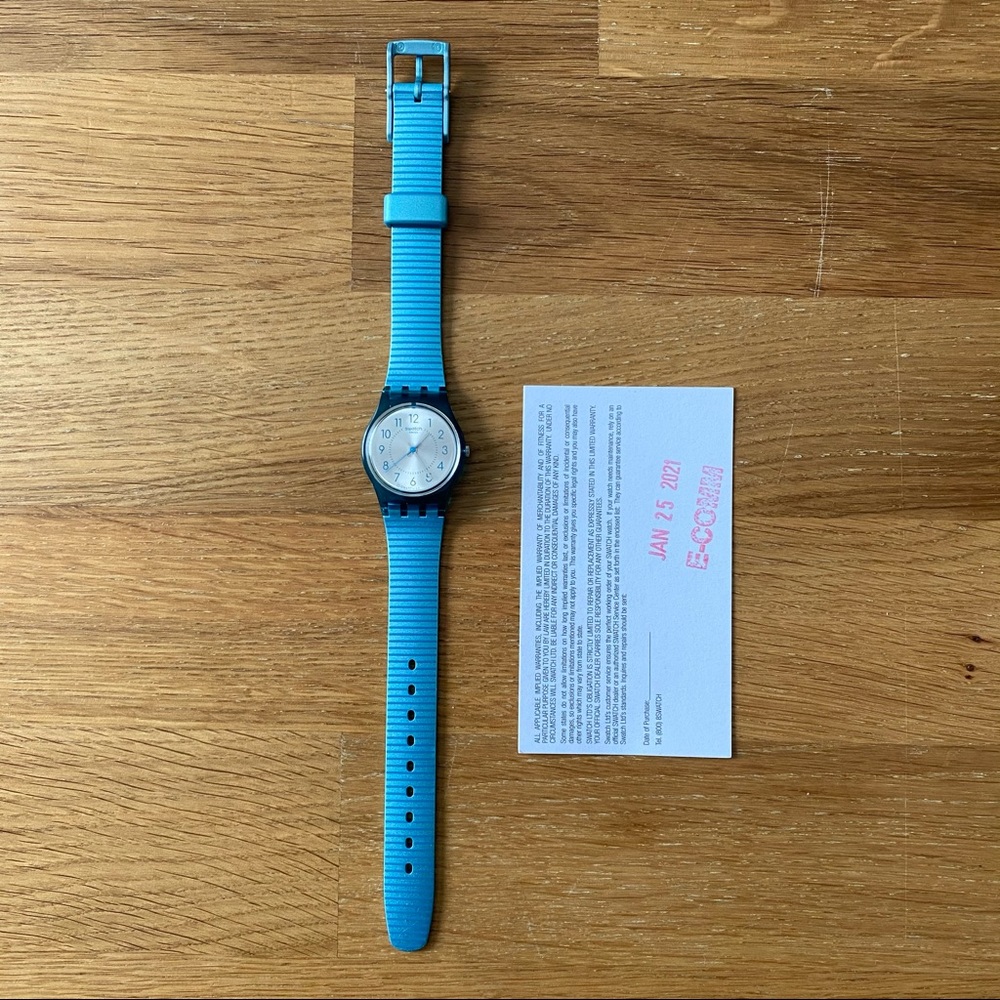 Swatch essentials Phard Kissed LS117 women’s watch
